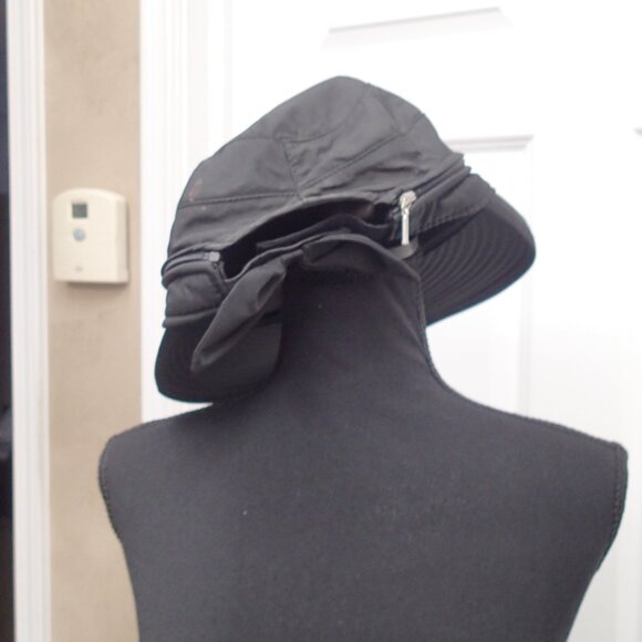 Women's Wide Rim Sun Hat by Simplicity - Picture 5 of 5